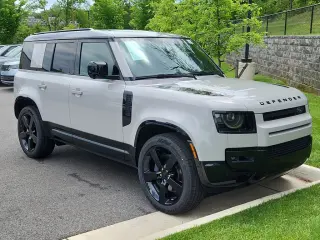 2026 Land Rover Defender 110