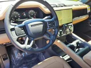 2026 Land Rover Defender 110