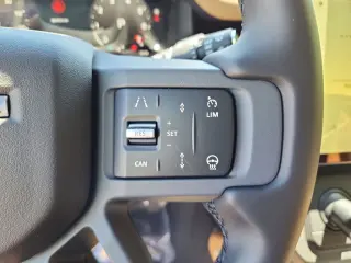2026 Land Rover Defender 110