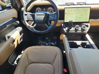 2026 Land Rover Defender 110