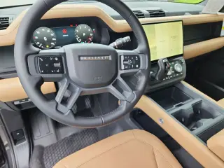 2026 Land Rover Defender 110