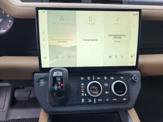 2026 Land Rover Defender 110