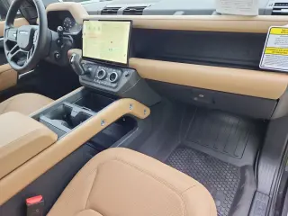 2026 Land Rover Defender 110