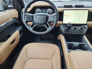 2026 Land Rover Defender 110