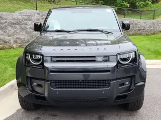 2026 Land Rover Defender 110