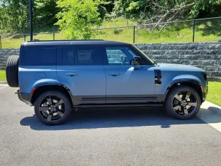 2026 Land Rover Defender 110