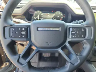 2026 Land Rover Defender 110