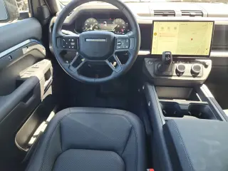 2026 Land Rover Defender 110