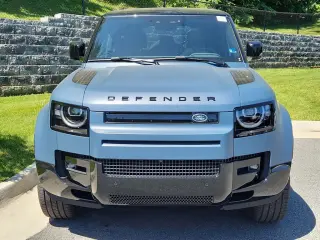 2026 Land Rover Defender 110