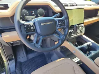 2026 Land Rover Defender 110