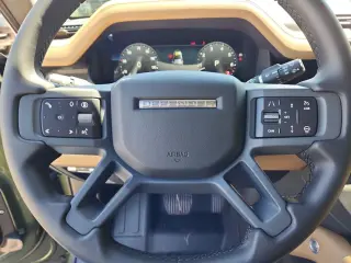 2026 Land Rover Defender 110