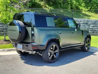 2026 Land Rover Defender 110