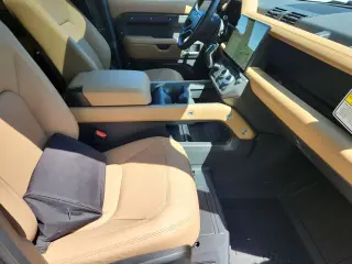 2026 Land Rover Defender 110