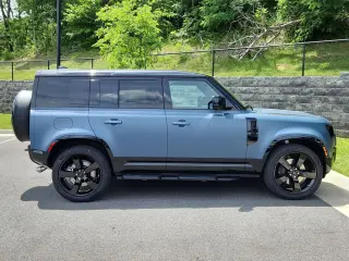 2026 Land Rover Defender 110