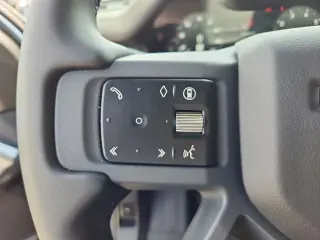 2026 Land Rover Defender 110