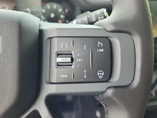 2026 Land Rover Defender 110