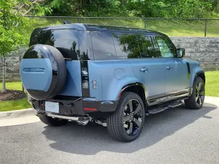 2026 Land Rover Defender 110