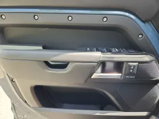 2026 Land Rover Defender 110