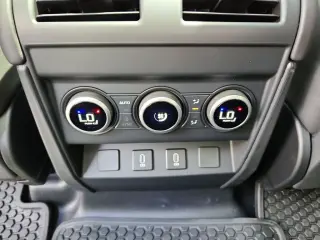 2026 Land Rover Defender 110