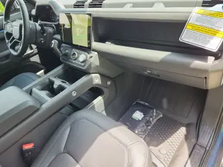 2026 Land Rover Defender 110