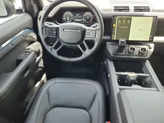 2026 Land Rover Defender 110