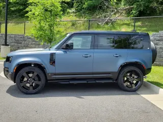 2026 Land Rover Defender 110