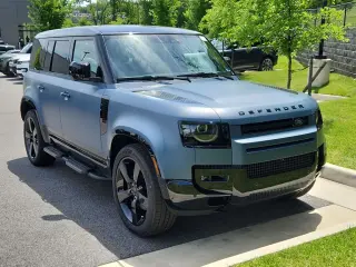 2026 Land Rover Defender 110