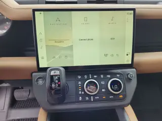 2026 Land Rover Defender 110