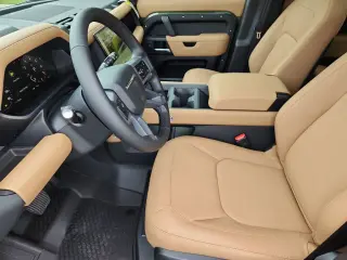 2026 Land Rover Defender 110