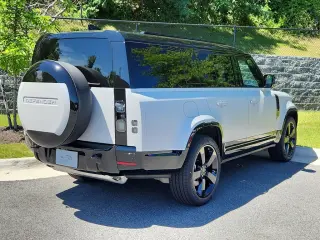 2026 Land Rover Defender 130