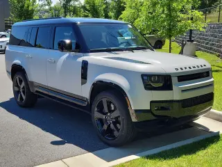 2026 Land Rover Defender 130