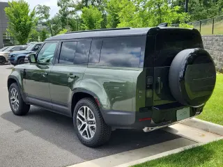 2026 Land Rover Defender 130