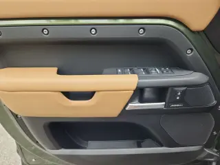 2026 Land Rover Defender 130