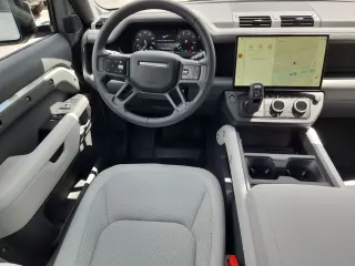2026 Land Rover Defender 130