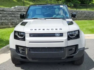 2026 Land Rover Defender 130