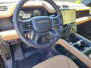 2026 Land Rover Defender 130