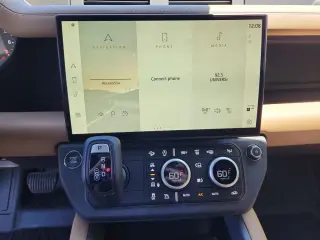 2026 Land Rover Defender 130