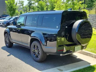 2026 Land Rover Defender 130