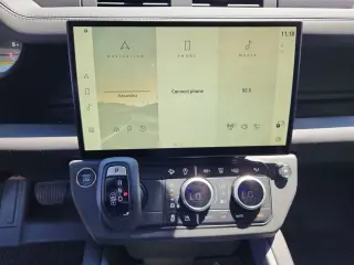 2026 Land Rover Defender 130