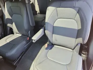 2026 Land Rover Defender 130