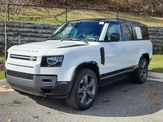 2025 Land Rover Defender 130
