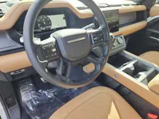 2025 Land Rover Defender 130
