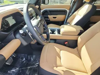 2025 Land Rover Defender 130