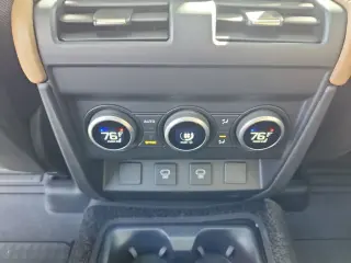 2025 Land Rover Defender 130