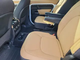 2025 Land Rover Defender 130