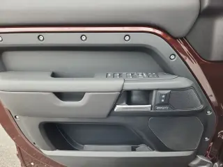 2026 Land Rover Defender 130
