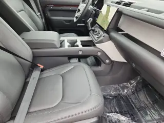 2026 Land Rover Defender 130