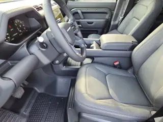 2026 Land Rover Defender 130