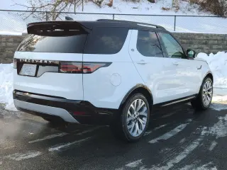 2026 Land Rover Discovery