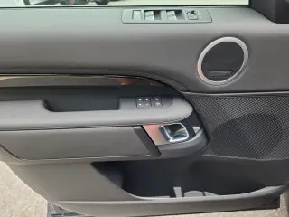 2026 Land Rover Discovery